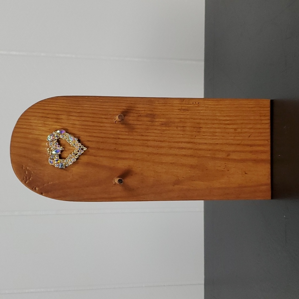 Iridescent Rhinestone Metal Heart Wood Key/Stationary Holder